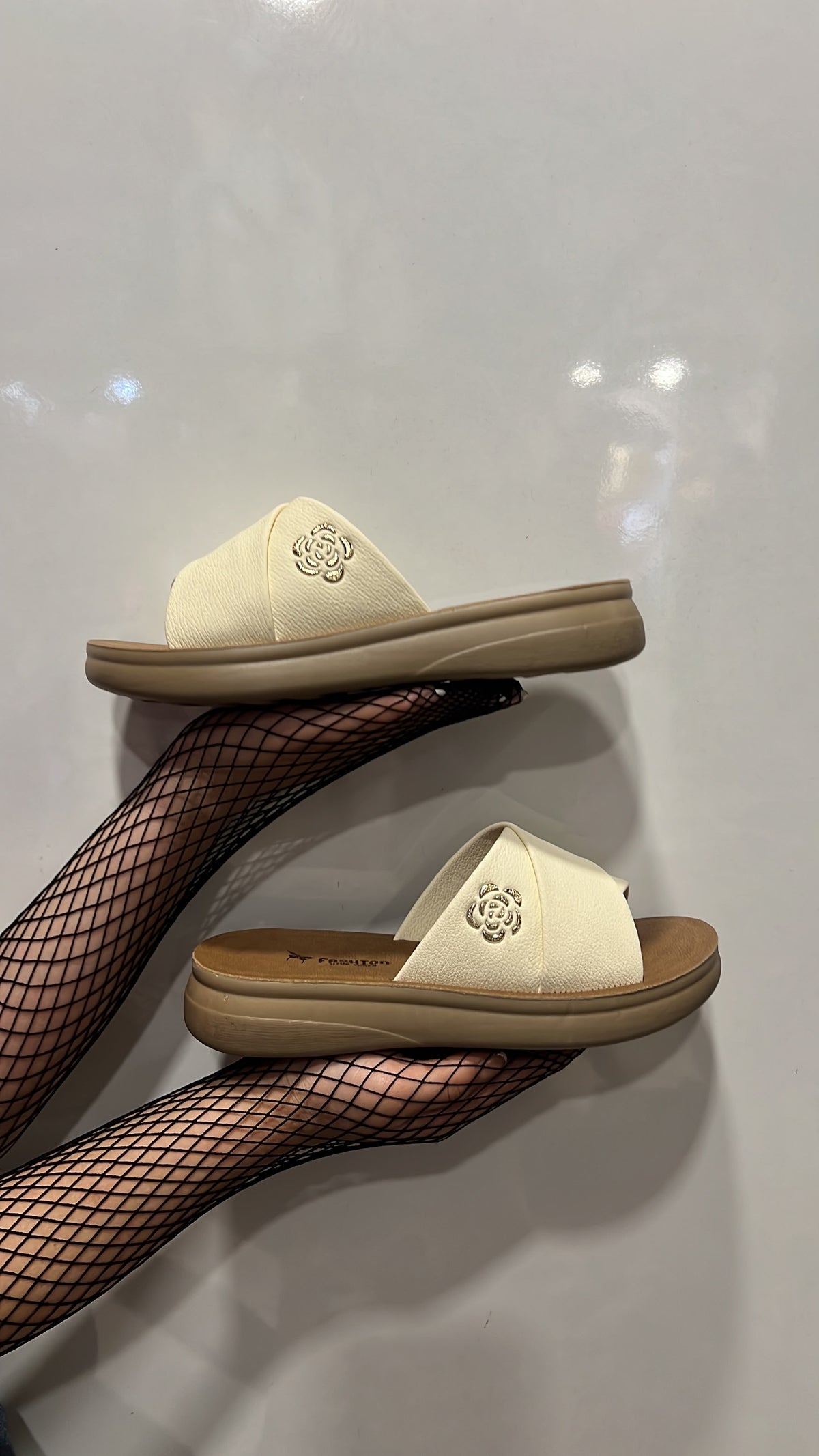 Flower printed sandal