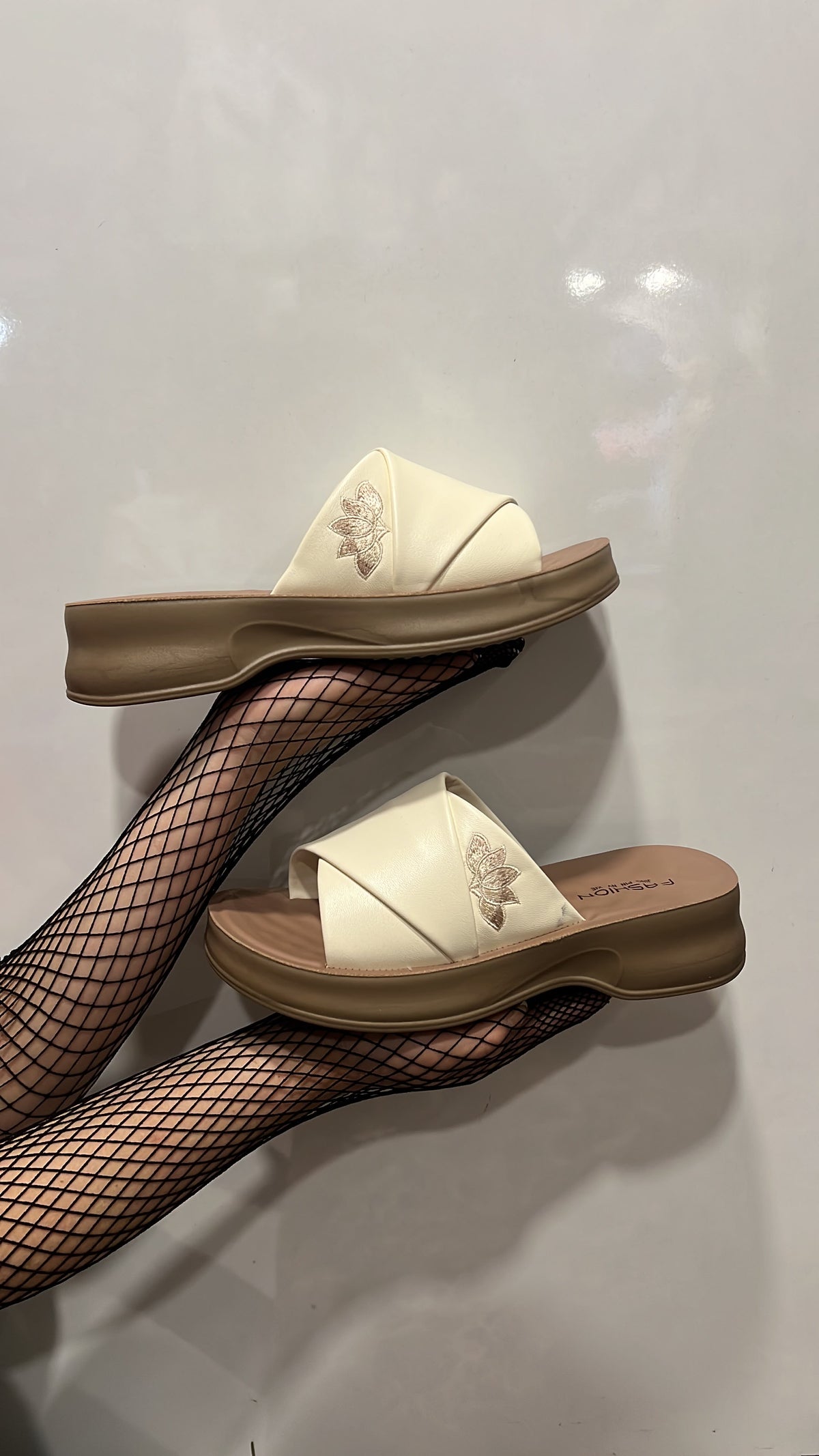 Lotus printed sandal