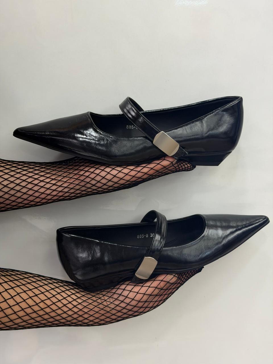 Luna Belle Flats