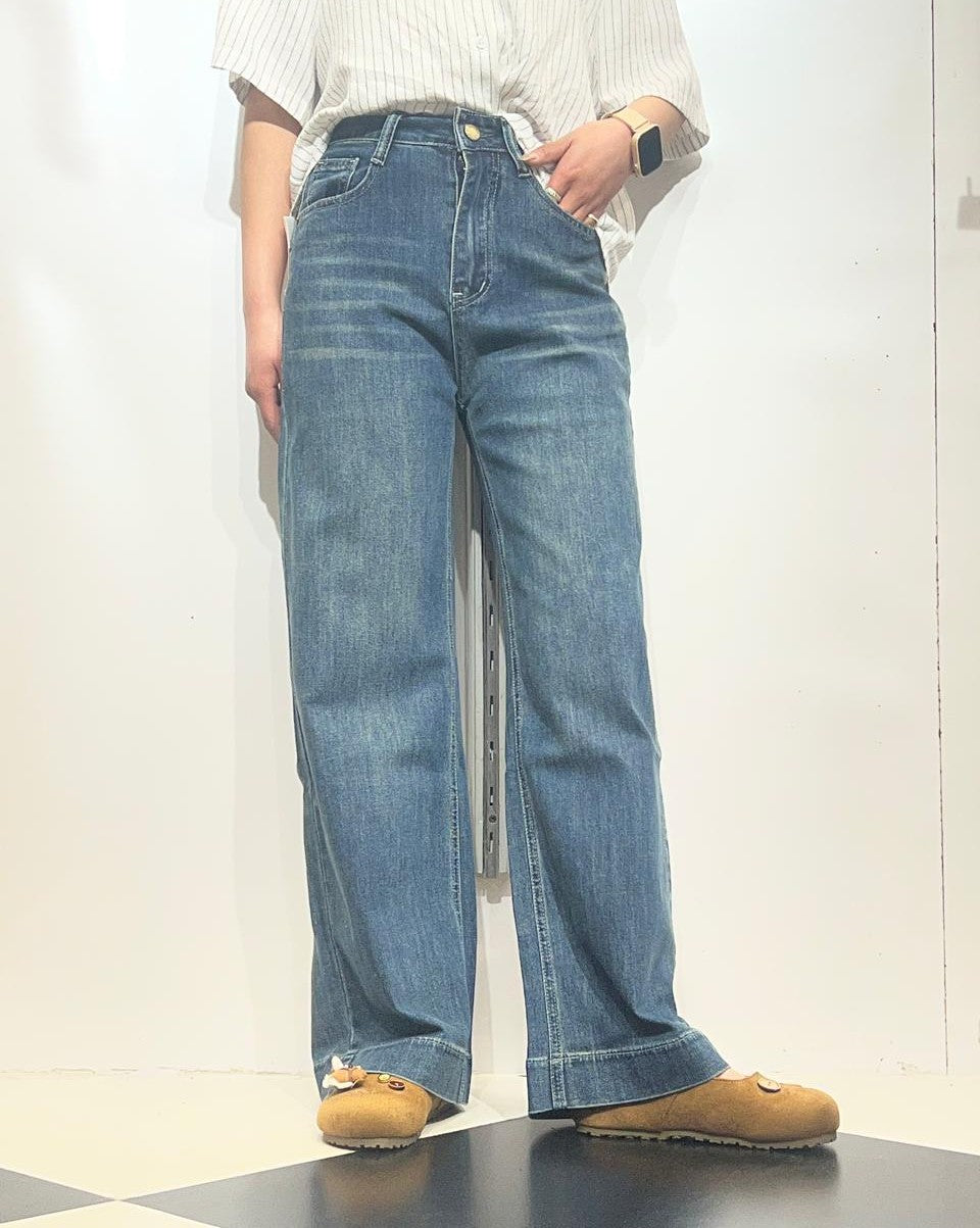 Alo Dark-wash Straight-Leg Jeans