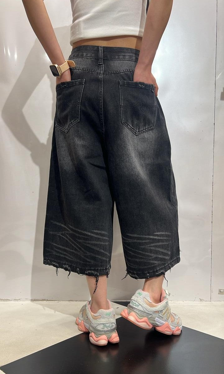 High-waisted Washed Black Culotte Jeans