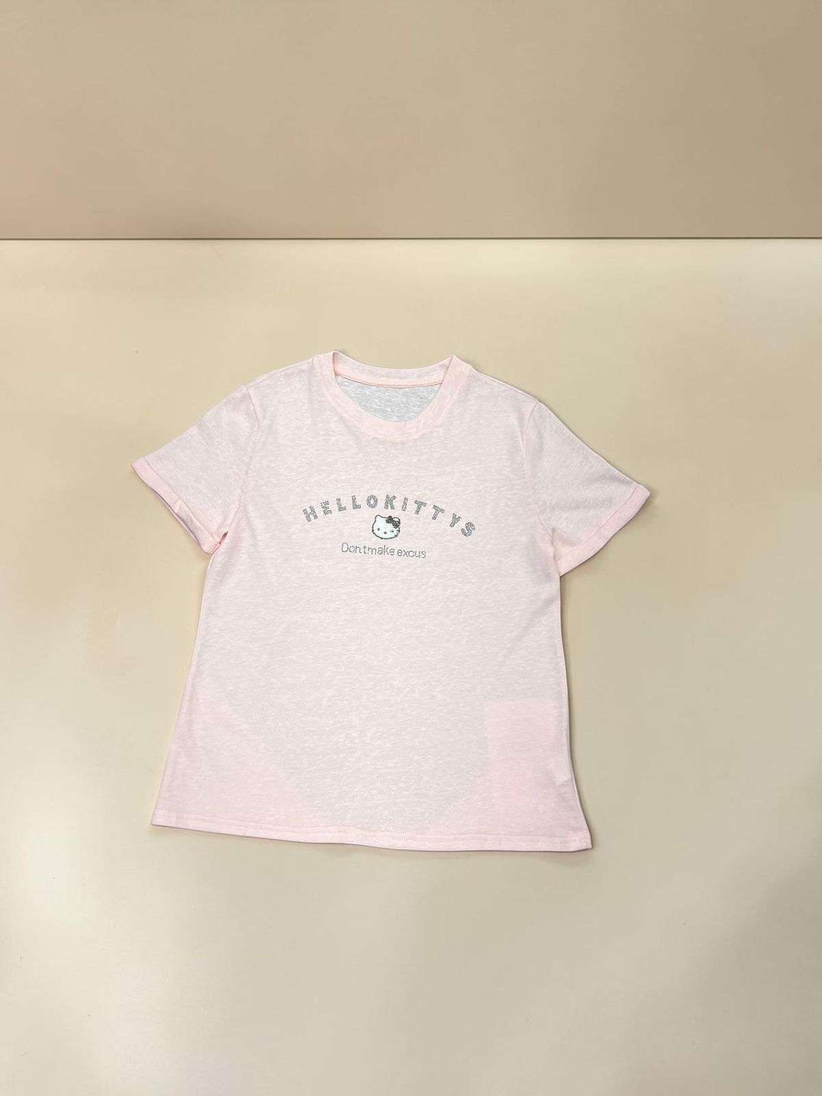 Hello Kitty Graphic T-Shirt