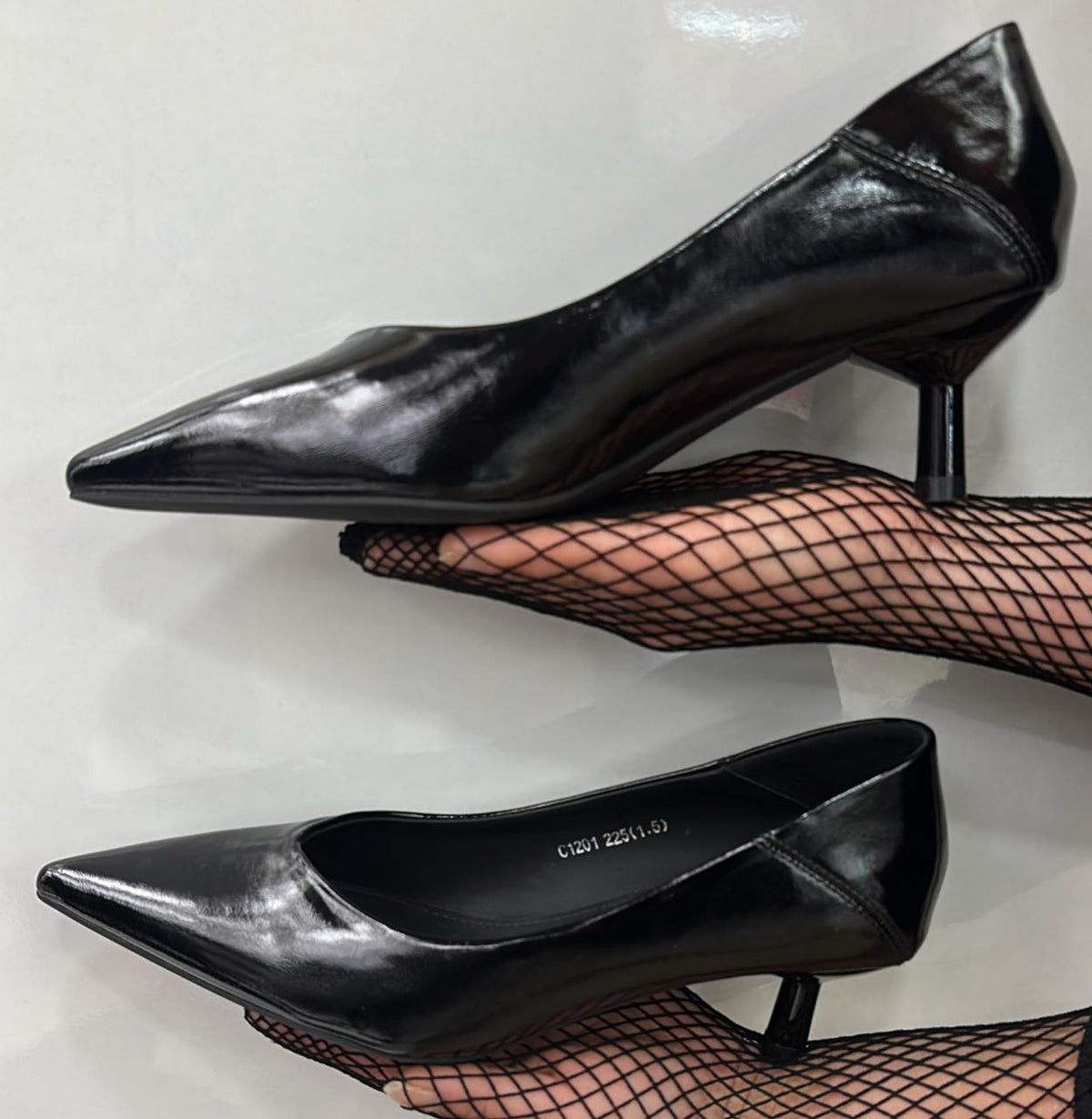 Pointed Toe Kitten Heel Pumps
