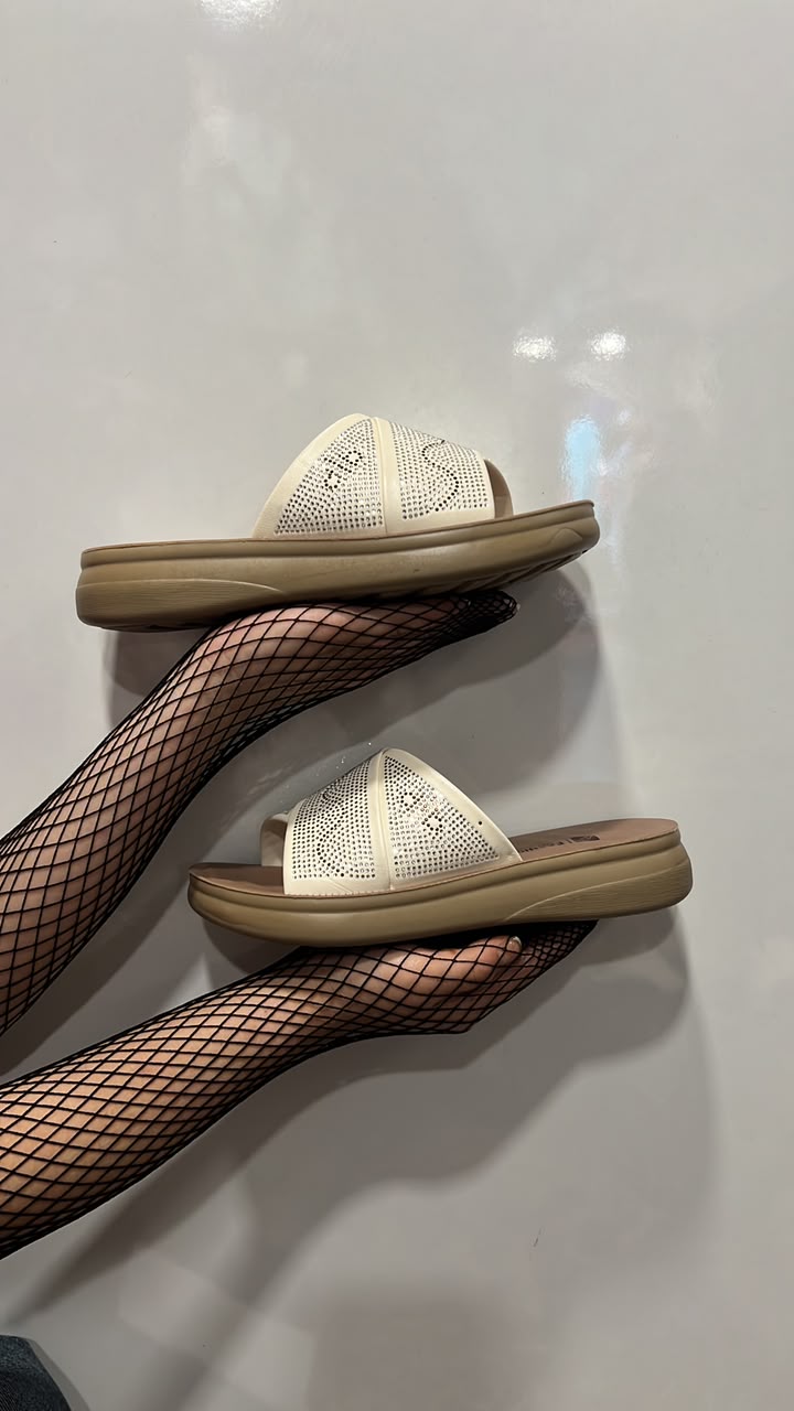 Classic Flat Slide Sandal