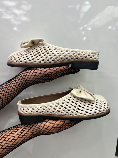 Ribbon sandal