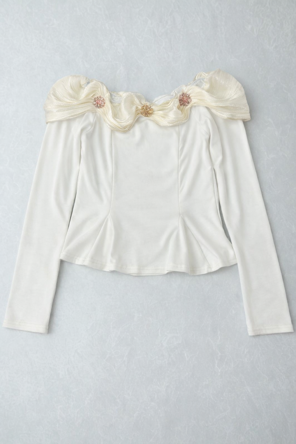 Duchess Ruffle Lond Sleeve