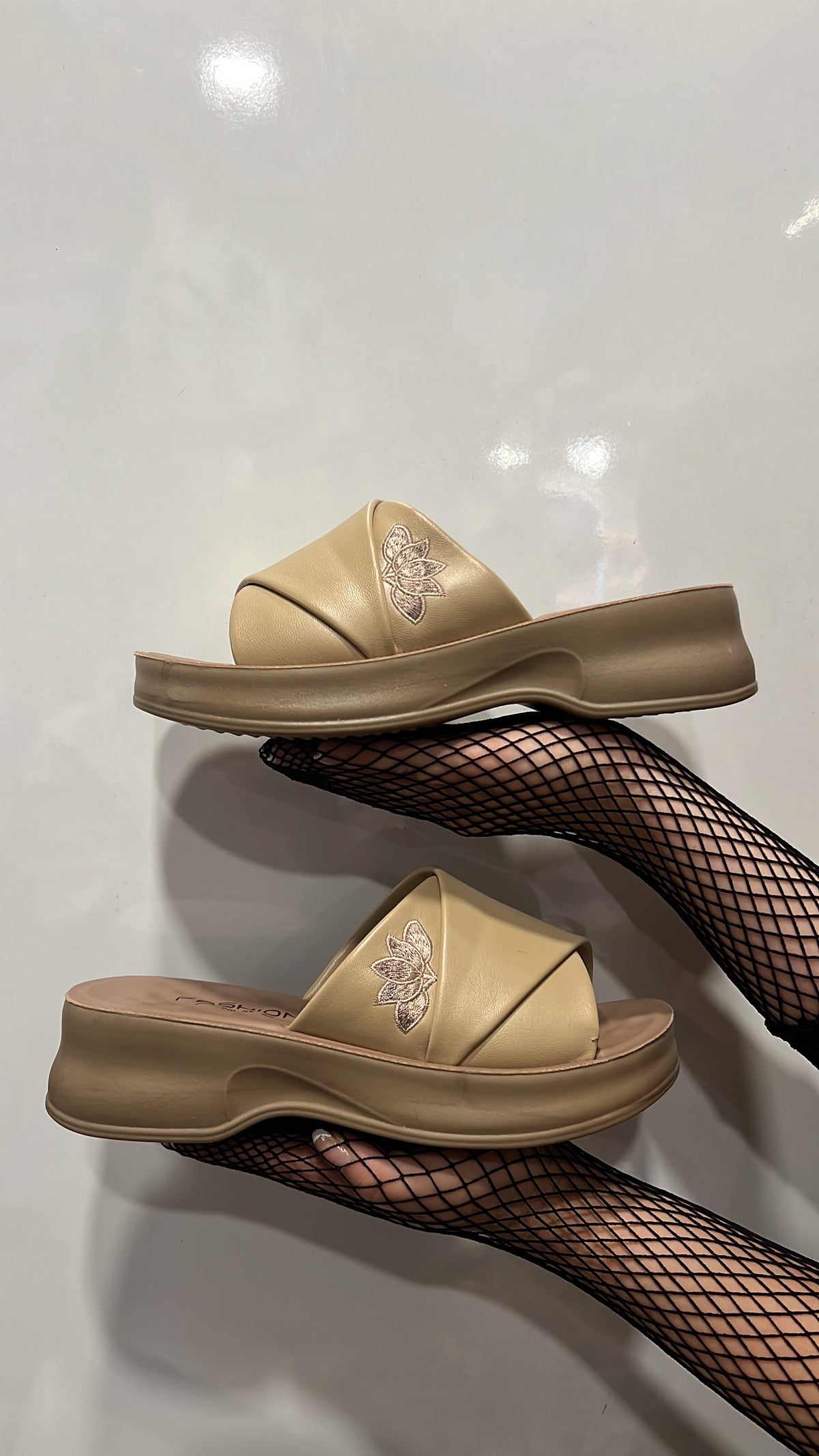 Lotus printed sandal