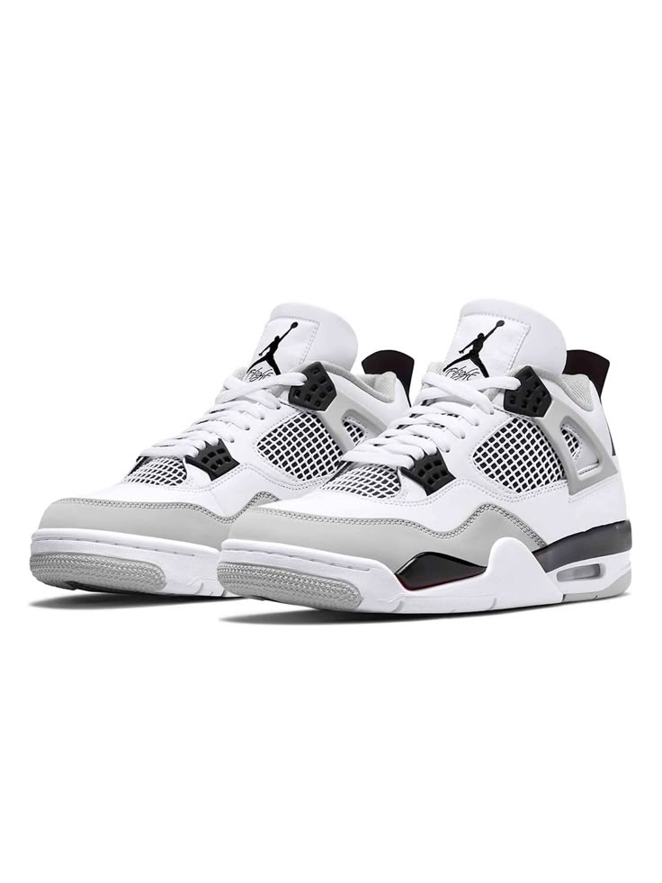 Nike Air Jordan 4 Retro 'Military Black'