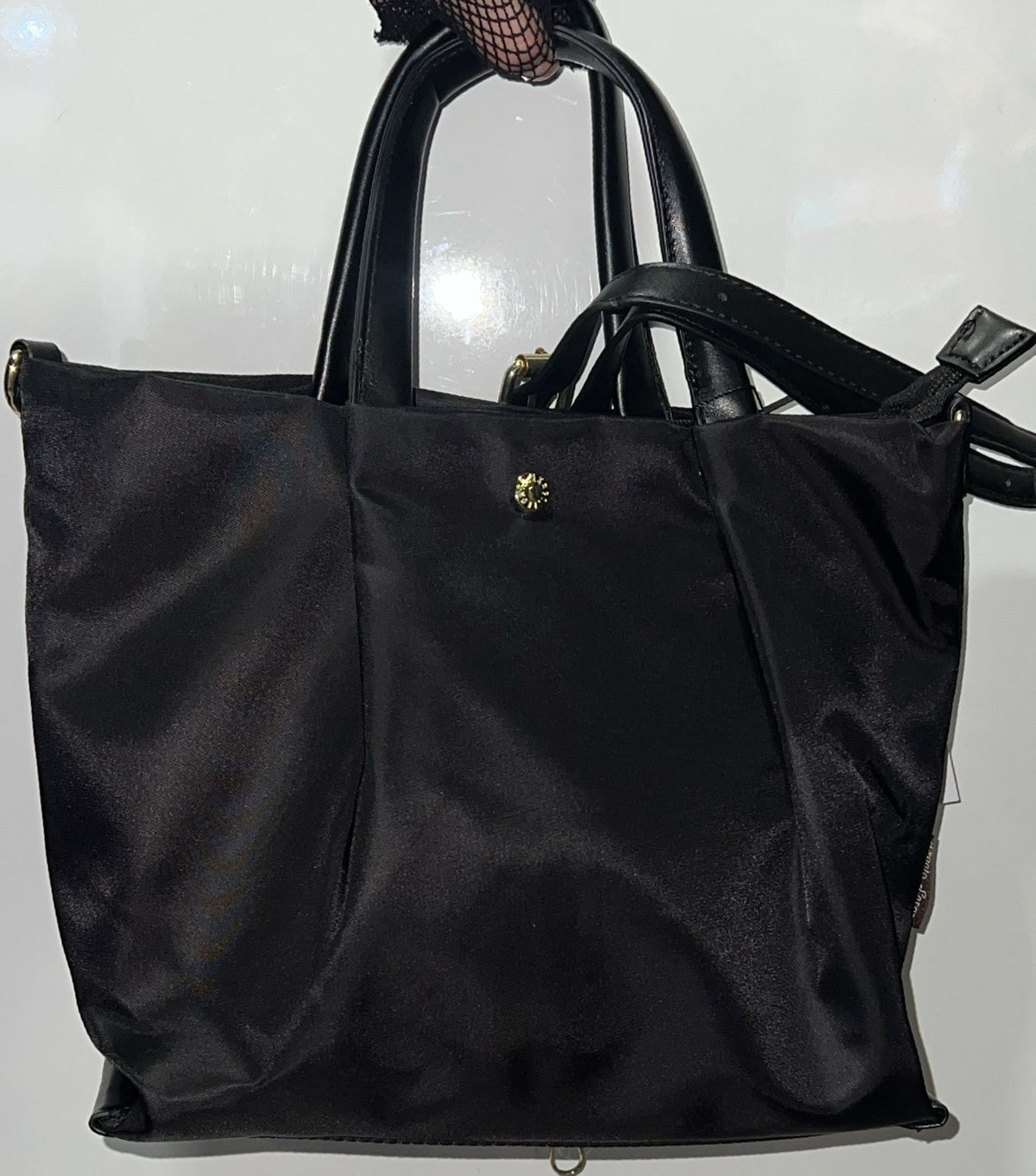 Classic Nylon Tote Style