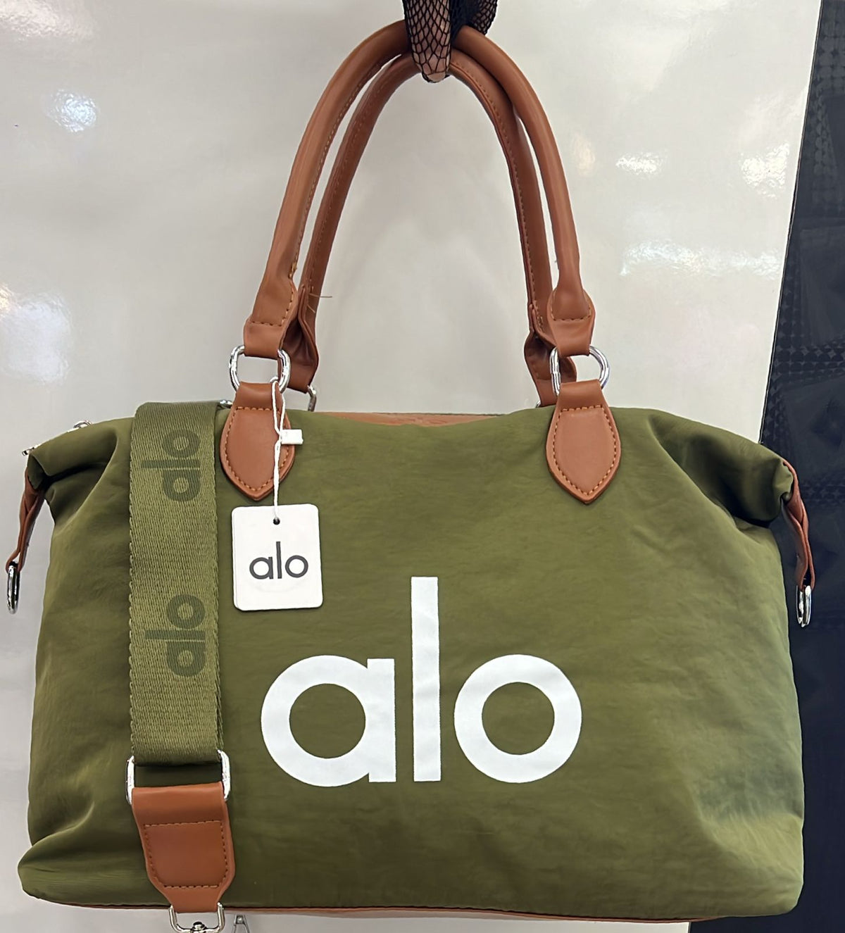 Alo Yoga Voyaga Bag