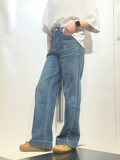 Alo Dark-wash Straight-Leg Jeans
