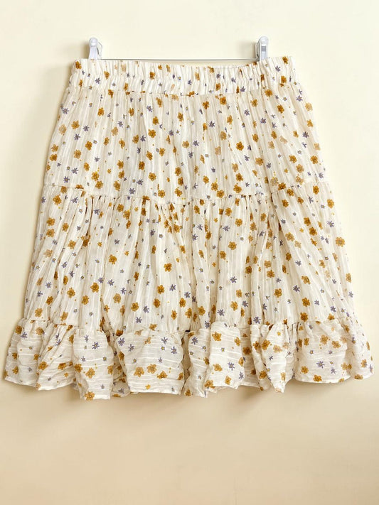 White Ditsy Floral Ruffle Skirt
