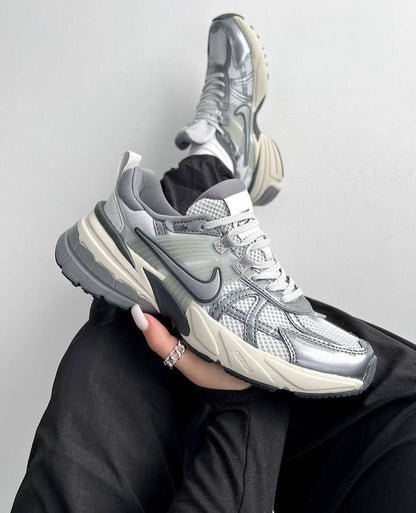Nike V2K Run Grey