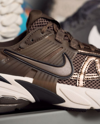 Nike V2K Run Velvet Brown