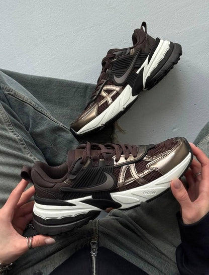 Nike V2K Run Velvet Brown