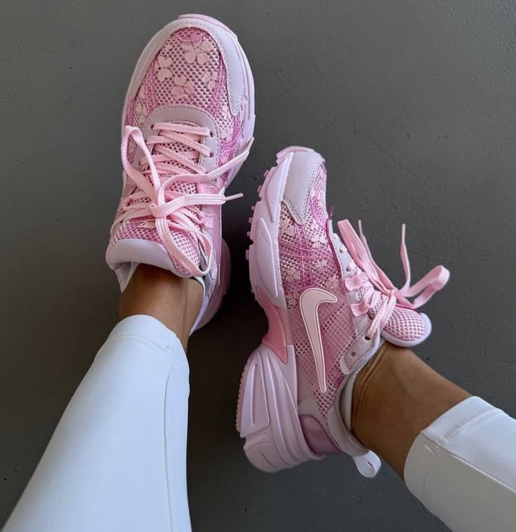 Nike Women's V2K Run Pink Foam