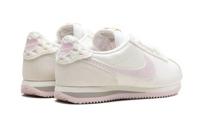 Nike Cortez "Valentine's Day"