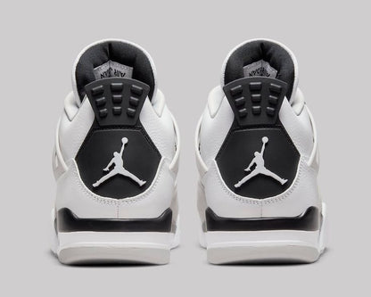 Nike Air Jordan 4 Retro 'Military Black'