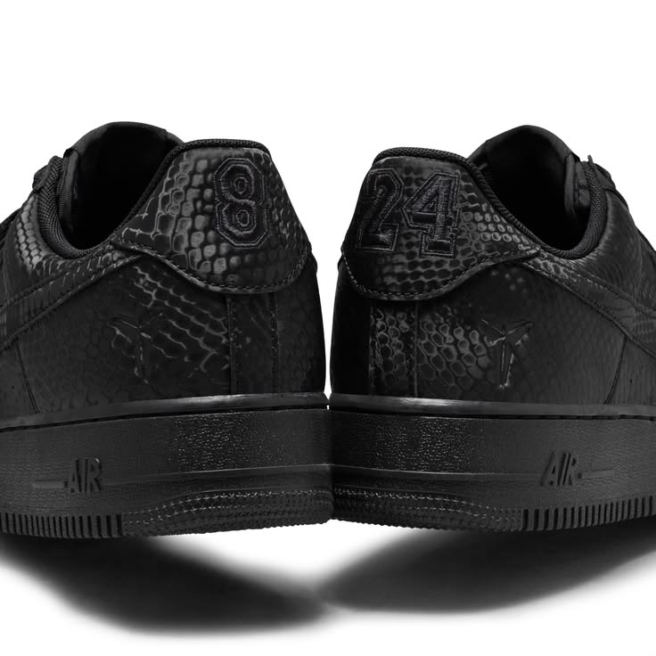 Kobe Bryant Airforce 1 Low - Triple Balck