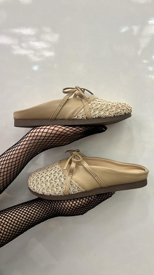 Woven Bow Flats