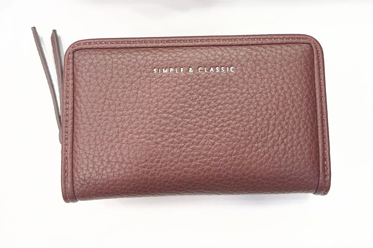 Pebble Zip Wallet