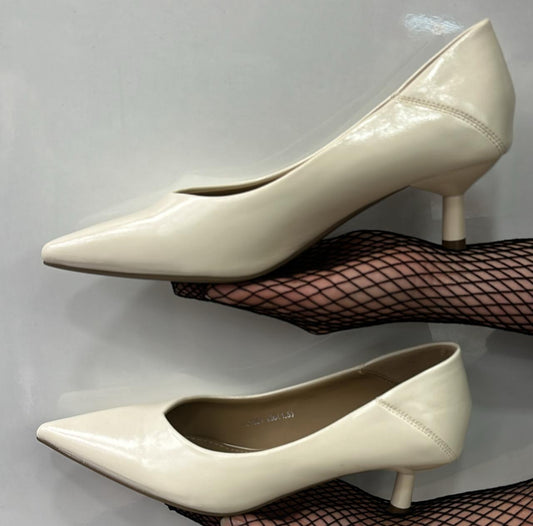 Pointed Toe Kitten Heel Pumps