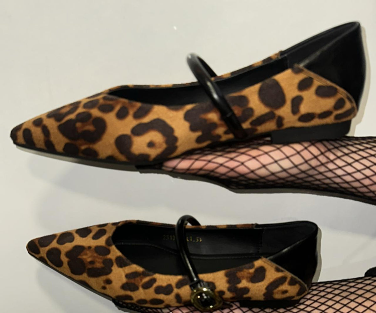 Leopard-print Ballet Flats
