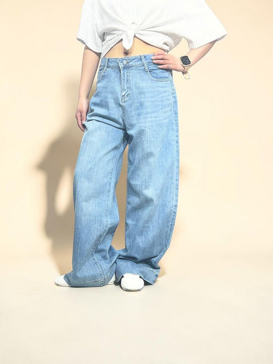 Light-wash Ultra Baggy Wide-Leg Jeans