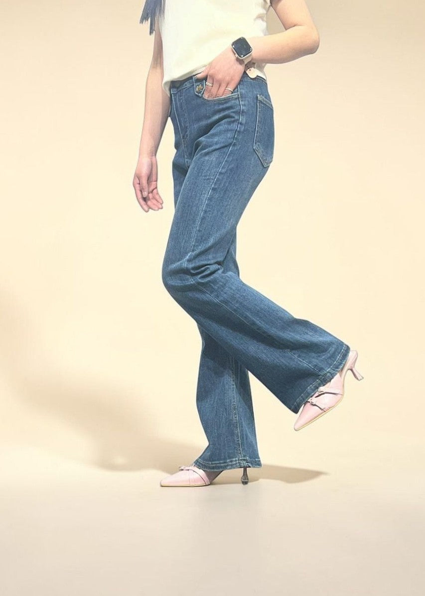 Straight Flare Jeans