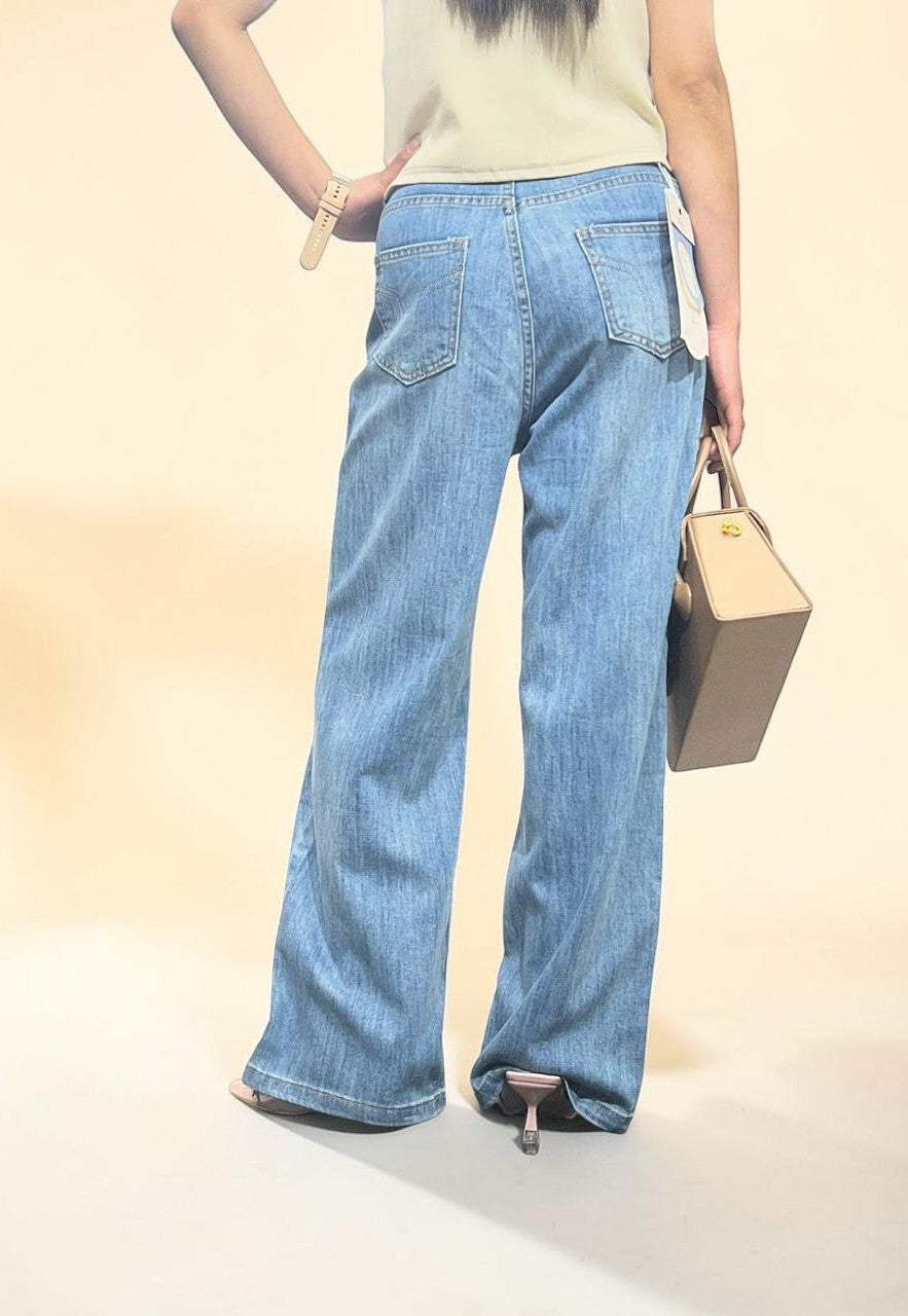 High-waisted Baggy Wide-leg Jeans