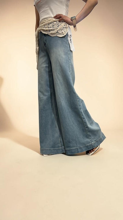 Light-Wash Flowy Wide-Leg Jeans