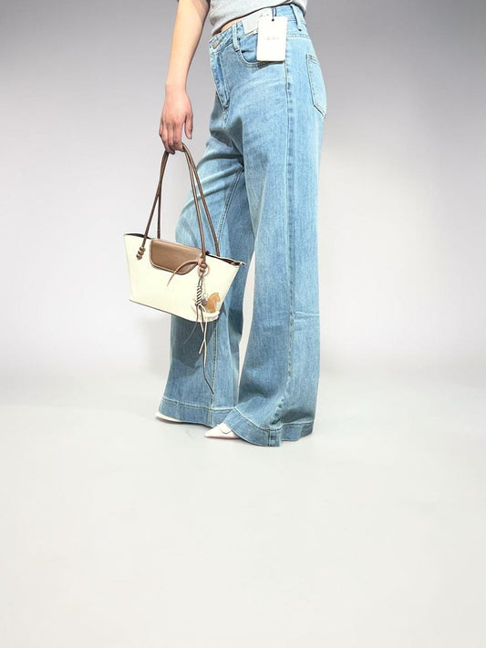 Flared Wide-leg jeans