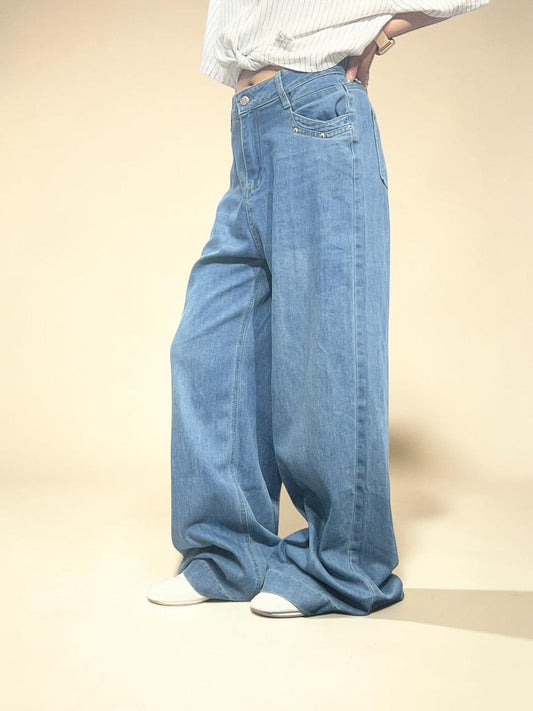 Loose Fit Puddle Jeans