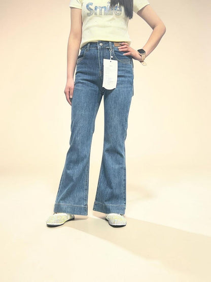 High-waisted Flared Jeans