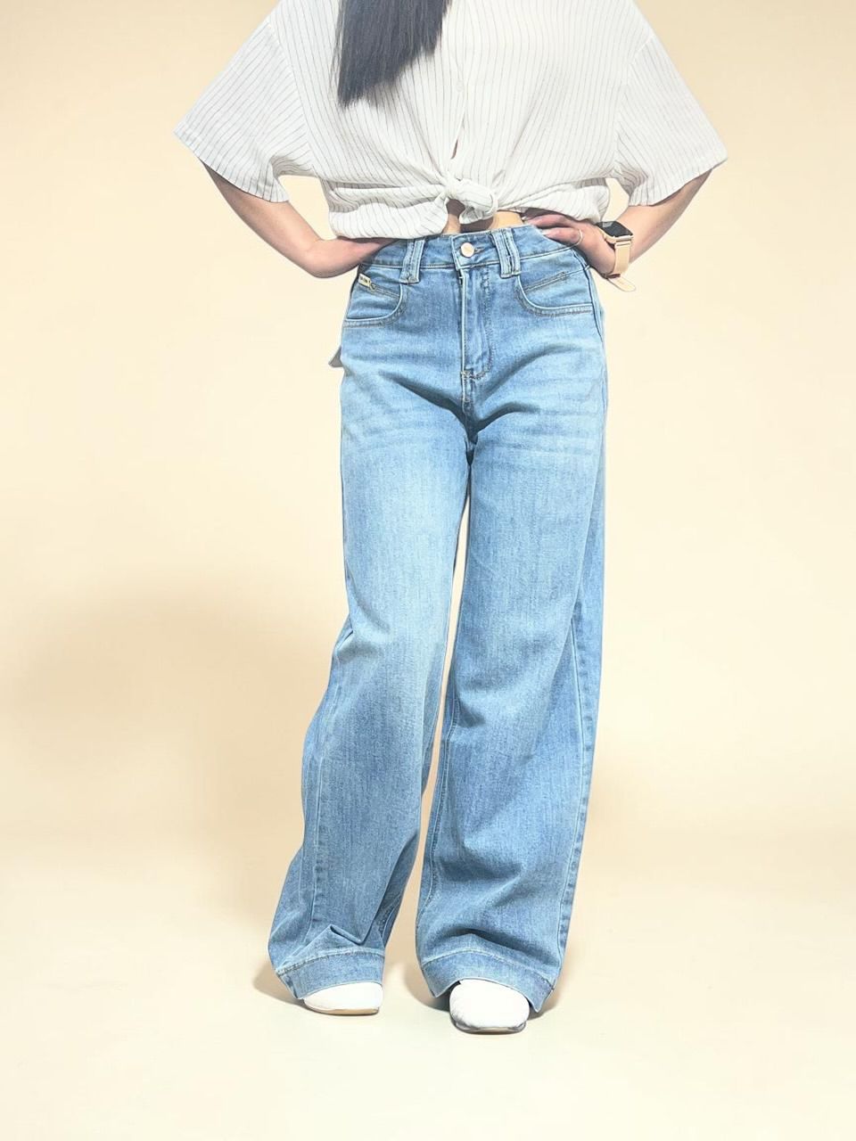 Light-blue faded-wash Relaxed Fit Wide Straight Jeans