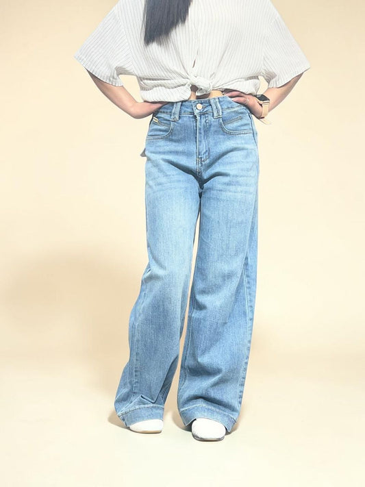 Light-blue faded-wash Relaxed Fit Wide Straight Jeans