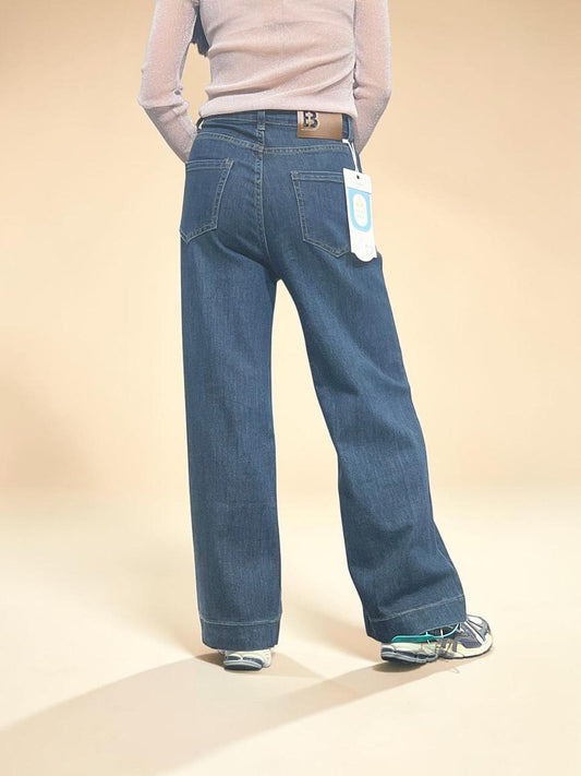 Vintage-wash Wide Straight Jeans