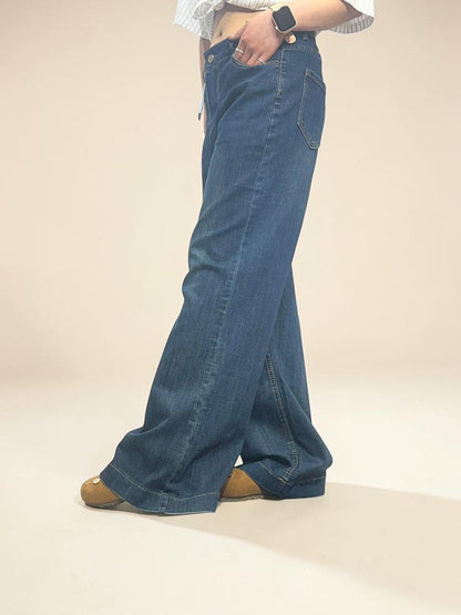 Dark-wash High-waisted Baggy Flare Jeans