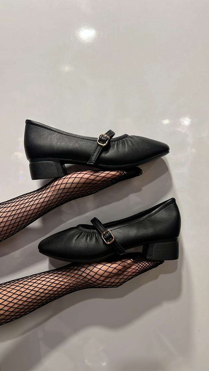 Elegant Mary Jane Block Heels