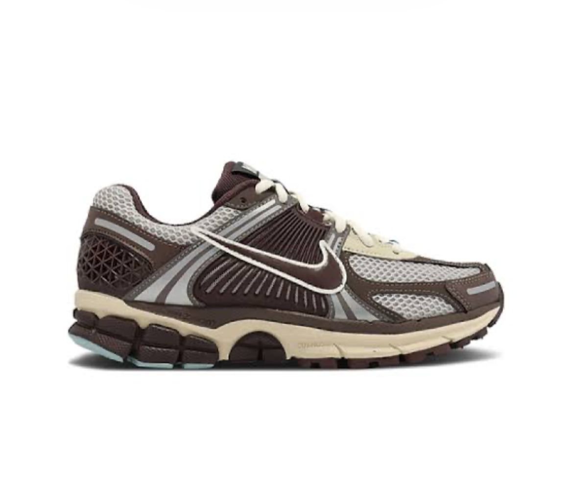 Nike V2K Run Premuim Women Running shoes