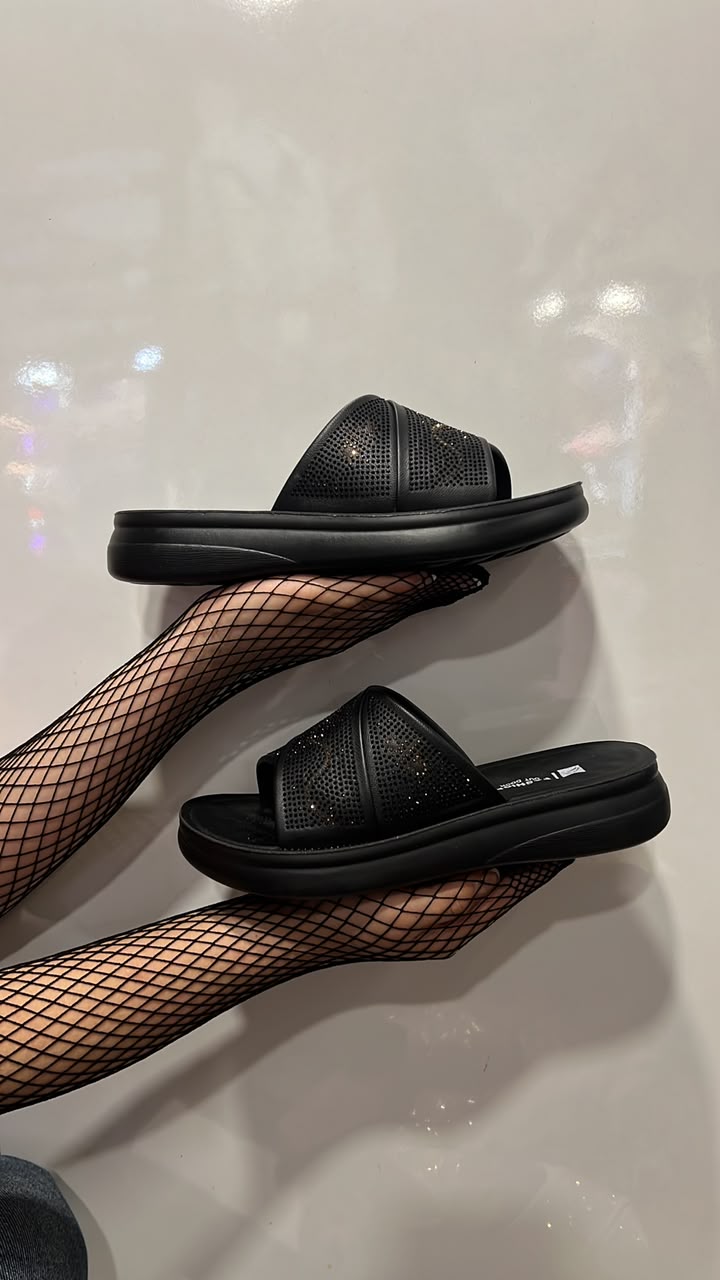 Classic Flat Slide Sandal