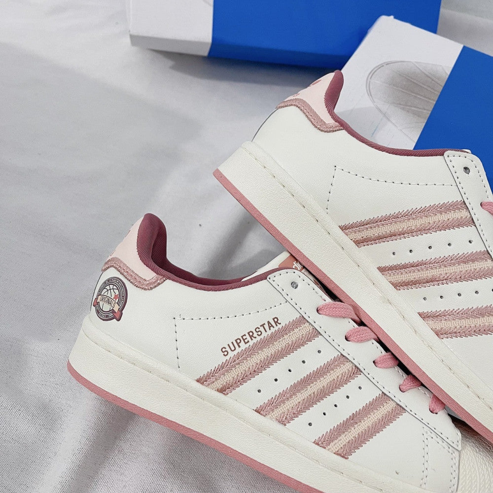 Adidas Superstar